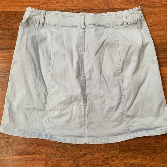 Forever 21 light blue button front skirt Sz Large   Waist 29”Length 15” - Picture 3 of 3